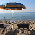 Villaggio Lungomare 3* Cropani