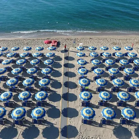 Villaggio Lungomare Aparthotel Cropani