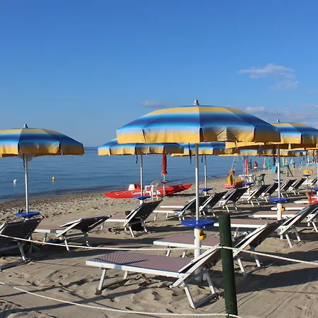 Aparthotel Villaggio Lungomare Cropani
