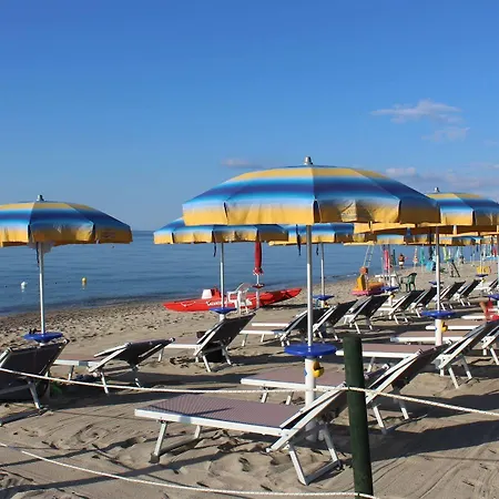 Villaggio Lungomare Aparthotel Cropani