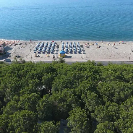 Villaggio Lungomare Aparthotel